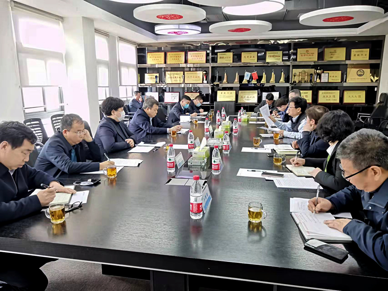 新鄉(xiāng)市人大副主任、高新區(qū)黨工委書記翟洪凱到天豐綠色裝配集團(tuán)調(diào)研